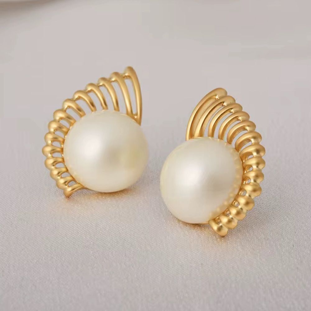 pearl earrings H173